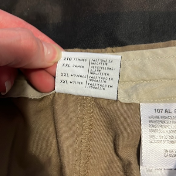 Columbia light weight Bermuda shorts - Picture 4 of 9